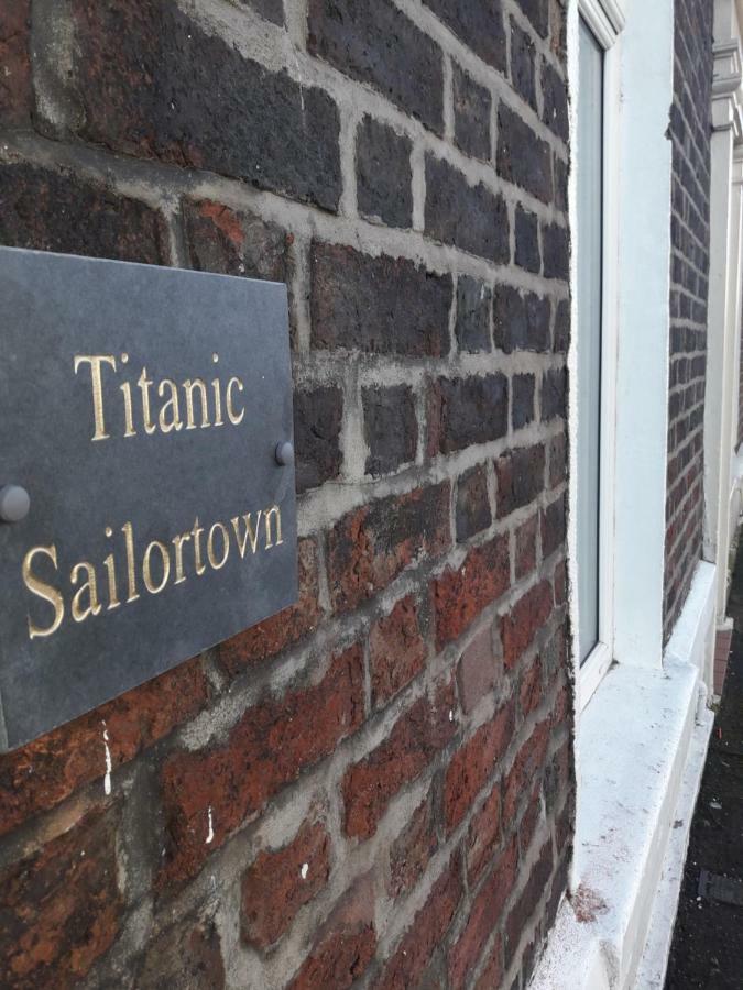 Titanic Sailortown Belfast City Centre Townhouse ภายนอก รูปภาพ